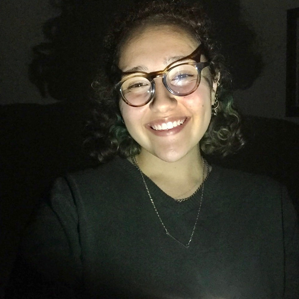 Meet your Posher, Mia